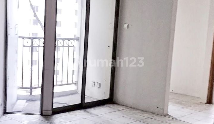 Kemayoran Garden Condominium Apartment 3 Bedroom Nice Unfurnished
