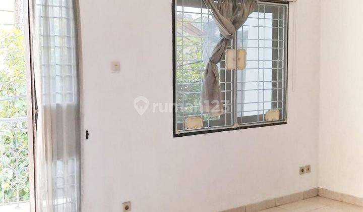 Rumah di Sunter Agung Barat 3 Lantai SHM Sudah Renovasi 2