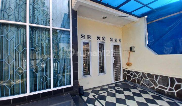 Disewakan rumah murah 2lantai di Taman Modern Cakung Jakarta Timur siaphuni minimalis modern 1
