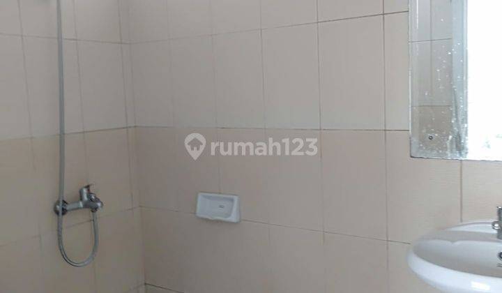 Disewakan Rumah Murah 2lantai di Cluste South Thames Jakarta Garden City Jakarta Timur Siaphuni Minimalis Modern 2