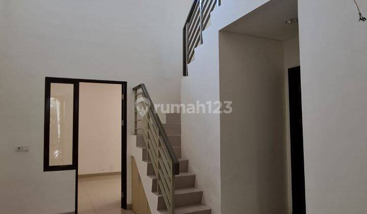 Dijual Rumah Murah 2lantai di Cluster Shinano Jakarta Garden City Jakarta Timur Siaphuni Minimalis Modern 2