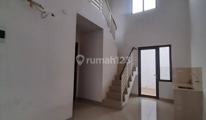 Disewakan Rumah Murah 2lantai di Cluster Shinano Jakarta Garden City Jakarta Timur Siaphuni Minimalis Modern 2