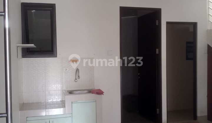 Disewakan Rumah Murah 2Lantai di Cluster Shinano Jakarta Garden City Jakarta Timur Siaphuni Minimalis Modern 2
