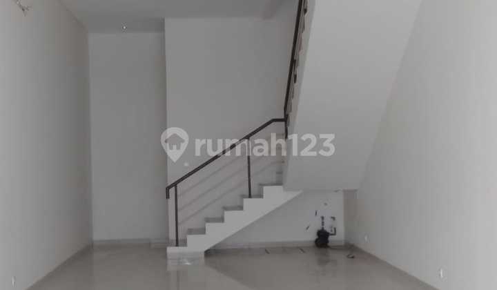 For Rent: Affordable 3-Storey Shop House in a Strategic Location Facing the Main Road at Cleon Park Jakarta Garden City, East Jakarta, Ready to Use & Ready for Business. 2