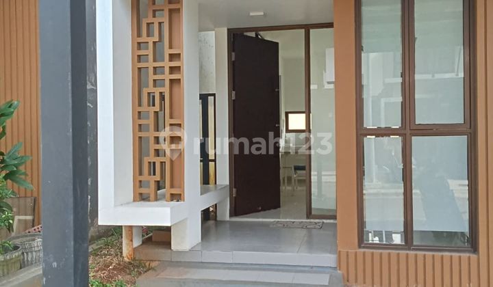 For Rent Cheap 2-Story House in Mahakam Cluster, Jakarta Garden City, East Jakarta, Ready to Occupy, Minimalist Modern. For Rent Cheap 2-Story House in Mahakam Cluster, Jakarta Garden City, East Jakarta, Ready to Occupy, Minimalist Modern.