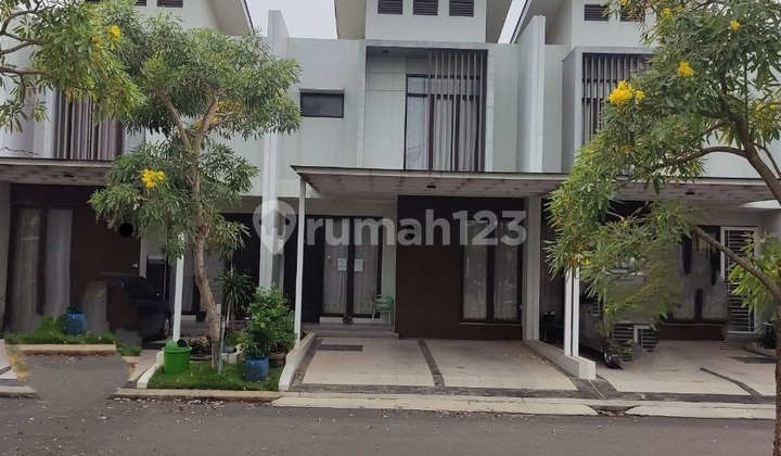For Rent: Affordable 2-Story House in Shinano Cluster, Jakarta Garden City, East Jakarta, Ready to Occupy, Minimalist Modern.