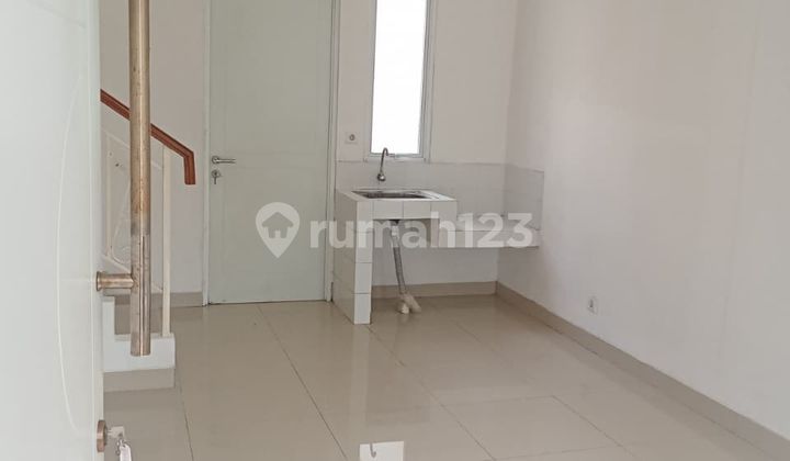 Disewakan Rumah Murah 2Lantai di Cluster La Seine Jakarta Garden City Jakarta Timur Siaphuni Minimalis Modern 2