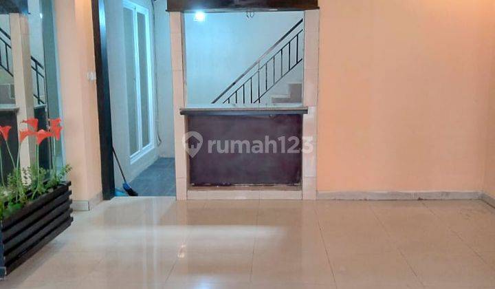 Disewakan Rumah Murah 2,5lantai di Metland Menteng Jakarta Timur Siaphuni Minimalis Modern 2