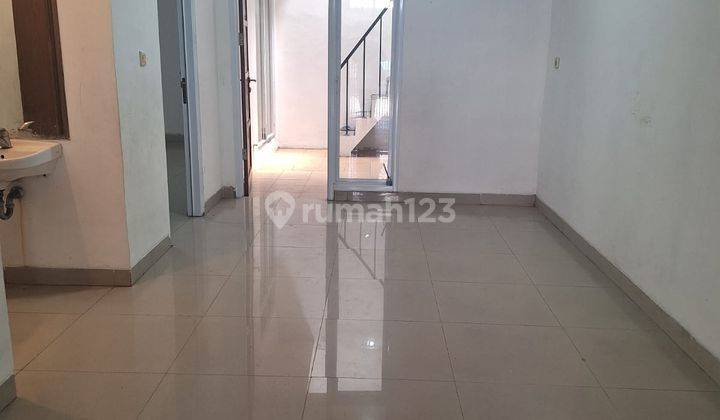 Disewakan Rumah Murah 1,5lantai di Metland Menteng Jakarta Timur Siaphuni Minimalis Modern 2