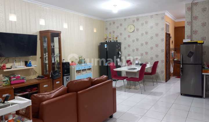 Dijual Cepat Promo Akhir Tahun Rumah Hook di Harapan Indah Bekasip