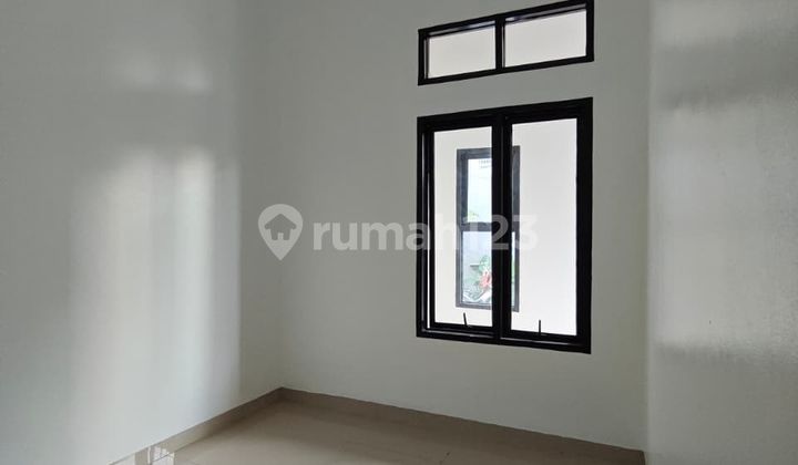 Rumah Bangunan Baru Hook Di Harapan Indah Bekasi 2