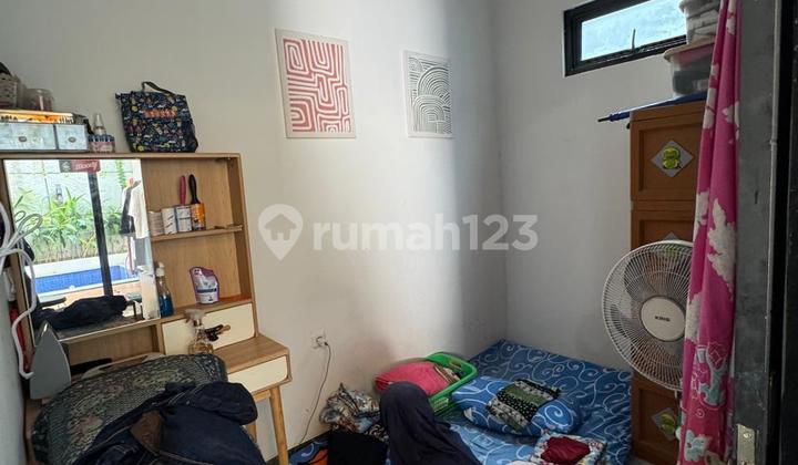 Rumah Ada Kolam Renang di Cluster Lavesh Harapan Indah 11