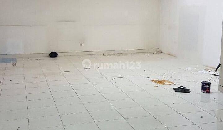 Dijual Disewakan Ruko Gandeng Ex Bank di Pasar Induk Kramat Jati 4