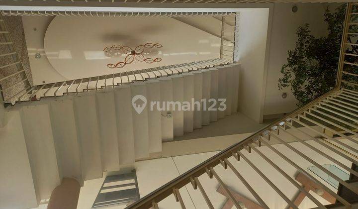 Dijual Disewakan Gedung Ex Resto Cocok Untuk Hotel Budget Atau Gedung Kantor di Tebet  3