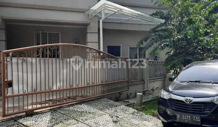 Dijual Rumah Bagus Furnished di Royal Residence Jakarta Timur 1