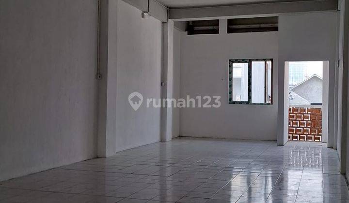 Disewakan Rumah Rukan 3 Lantai di Petojo Barat Jakarta Pusat 2