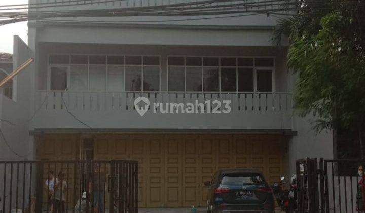 Ruko di Pekayon, Bekasi 510 m Bagus Sertifikat Hak Milik 1