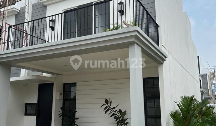 Rumah 3 Lt di Metland Menteng Cluster Wisteria , Jakarta Timur Rumah 3 Lt di Metland Menteng Cluster Wisteria , Jakarta Timur