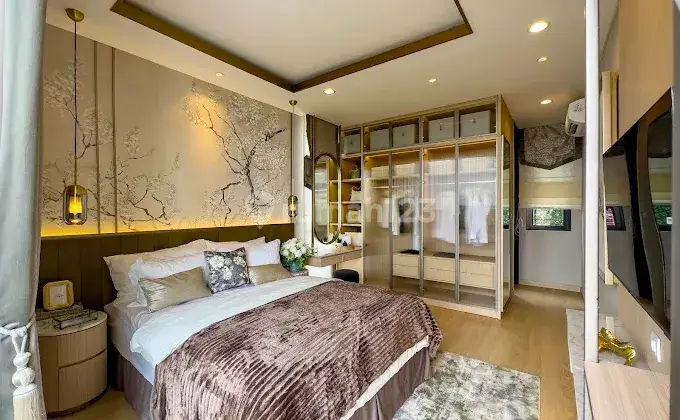 Rumah 2 lantai dijual di Summarecon  Crown Gading 2