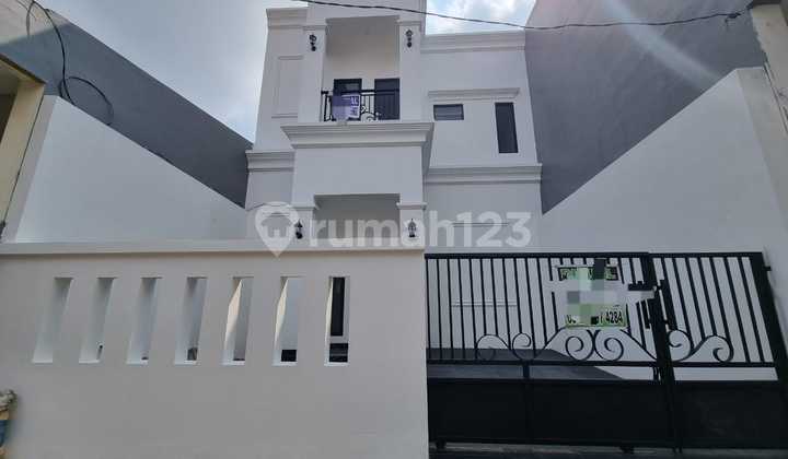 Rumah siap huni di Boulevard Hijau Harapan Indah , Bekasi Rumah siap huni di Boulevard Hijau Harapan Indah , Bekasi