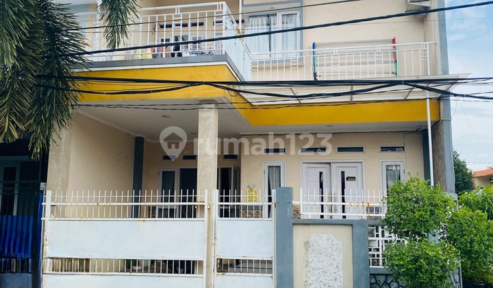 Dekat Universitas di Permata Harapan Baru Bekasi Dekat Universitas di Permata Harapan Baru Bekasi