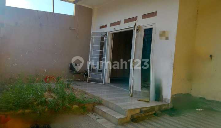 Rumah 2,5 Lantai Butuh Renovasi Bebas Banjir Di Harapan Indah  2