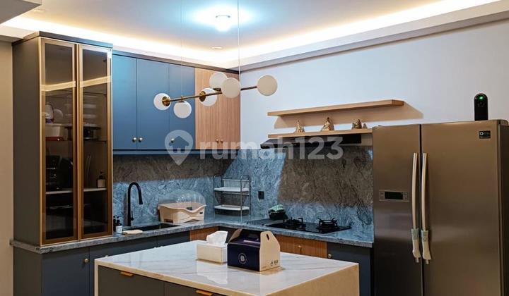 Ready-to-Occupy Fully Furnished House in Shinano Cluster Jgc Cakung 2