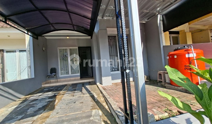 Rumah Minimalis Modern di Cluster Harmoni Harapan Indah 1