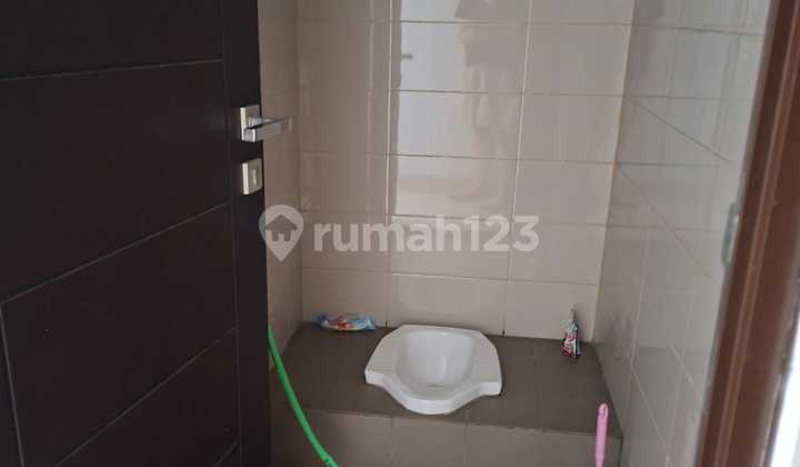 Rumah Semi Furnished Di Cluster Asera One South Harapan Indah 2