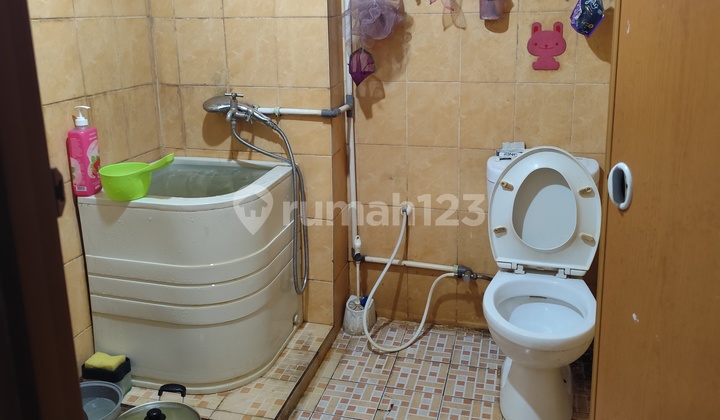 3-Story Flood-Free House in Harapan Indah, Bekasi 2