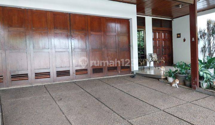 Rumah 2 Lantai Bagus SHM di Gudang Peluru, Jakarta Selatan 1