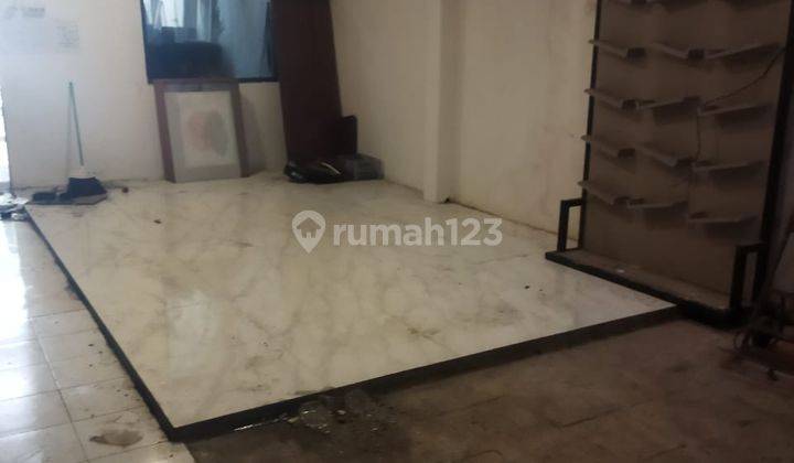 Ruko di Pinangsia , Jakarta Barat 360 m Bagus Sertifikat Hak Milik 1