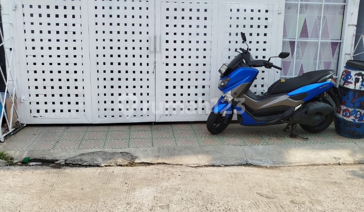 Rumah Minimalis Modern Dekat RS Di Cluster Taman Flora Bekasi 1