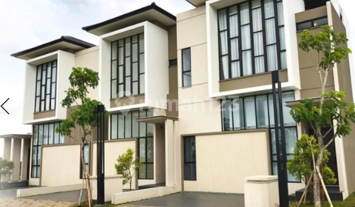 Rumah Mewah Bebas Banjir di Cluster Semayang Asya Cakung