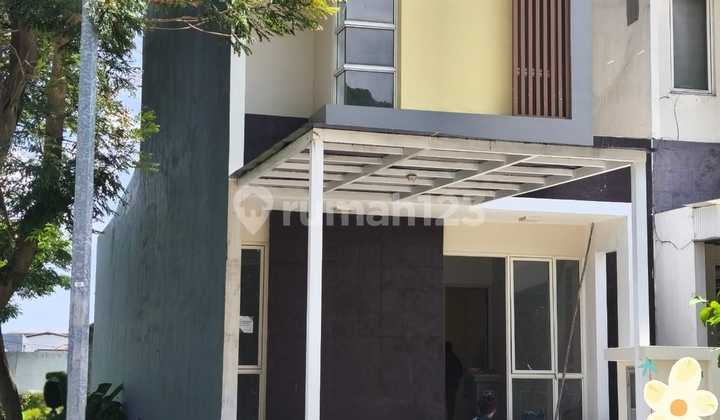 For Quick Sale: Hook House in Samata Harapan Indah Cluster