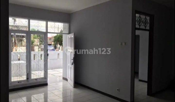 Murah !!! Sewa Rumah Sayap Bkr, Cocok U/Rumah Tinggal, Kantor 2