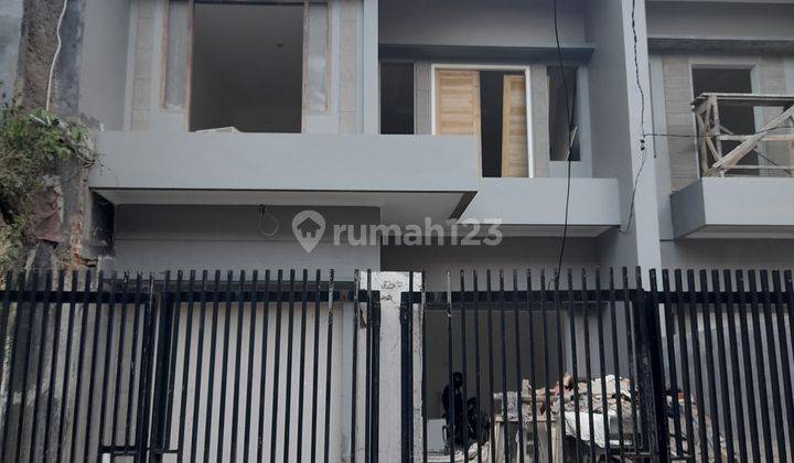 Rumah Baru 2 lantai Karasak dekat Kurdi  1