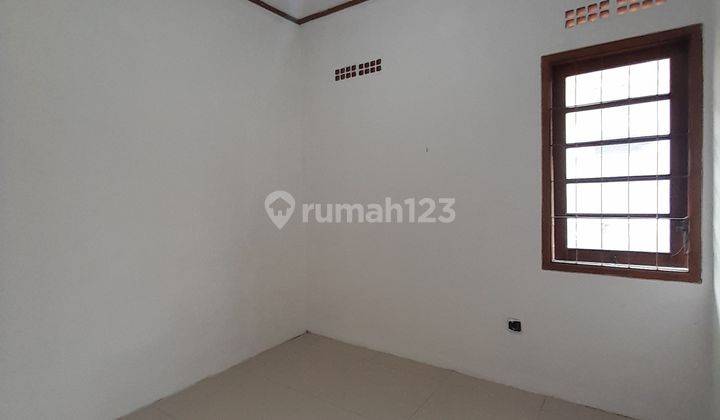 Rumah 2 Lantai, Baru Renov Dekat Griya Pahlawan 5