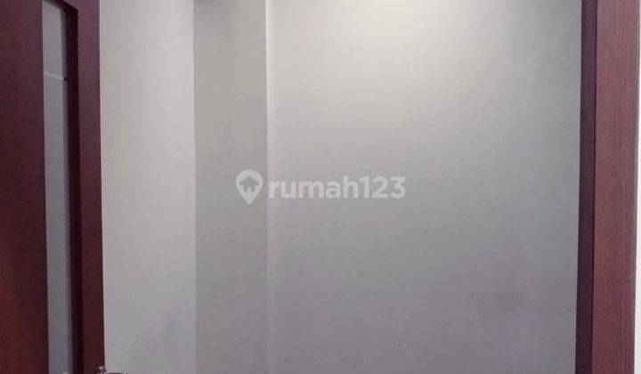 Rumah dekat Jalan Veteran cocok untuk Kuliner/Coffee Shop 4