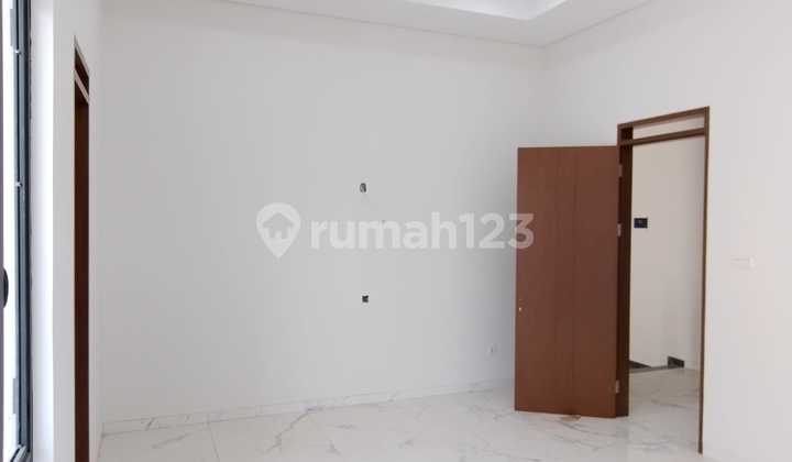 Jual Rumah Baru Mekar Wangi, Singgasana, Akses Tol Moch Toha 2