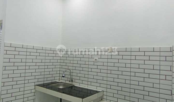 Jarang Ada !!! Sewa Rumah Baru 2 Lantai Minimalis Cibolerang Kopo 2