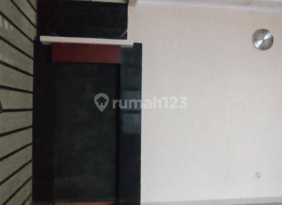 Murah !!! Sewa Rumah Minimalis 2 Lantai Area Turangga Dekat Tsm 2