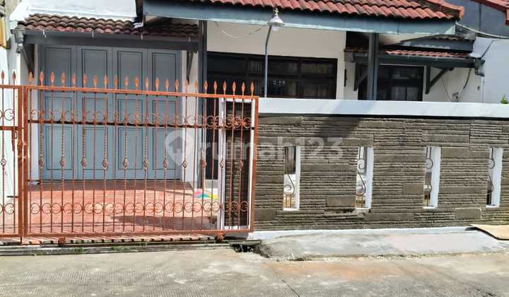 Murah !!! Sewa Rumah Taman Holis Indah, Cocok U/rumah Tinggal