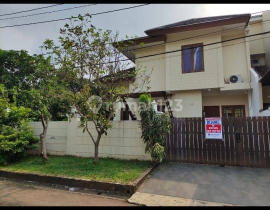 Rumah 2 lt Hoek Taman Royal 2, Lt 316m,Lb 200 m,KT 3+1,KM 3+1,SHM, PLN 3500w, PAM, timur selatan,dijual Rp3,600,000,000 1