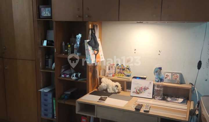 Butuh cepat disewakan rumah 2 lantai di Metro Permata I, masuk dari tol Jakarta merak exit Karangtengah, bisa lewat Jalan Raden Saleh Tangerang Atau Karangtengah,7 km dari Puri indah mall,akses lingkar luar, lingkar dalam, dekat rumah sakit Mandaya, RS Bh 2