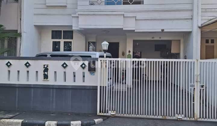 DIJUAL CEPAT Rumah Bagus DI BPI Karang Tengah, Tangerang 1