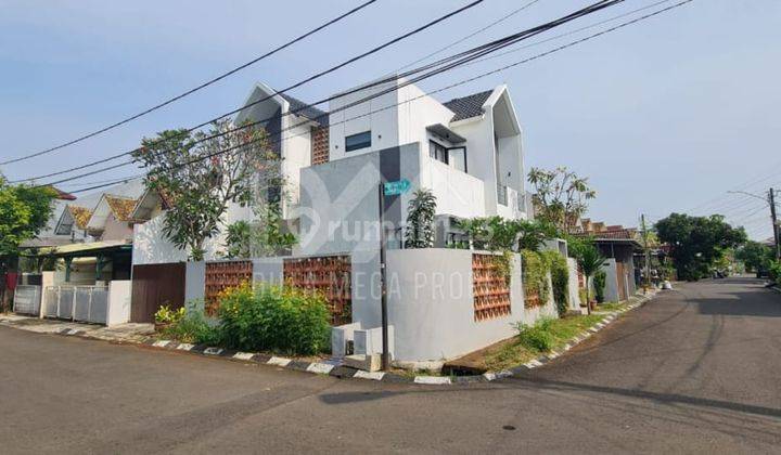 Rumah 2 Lantai Semi Furnished di Graha Raya Tangerang