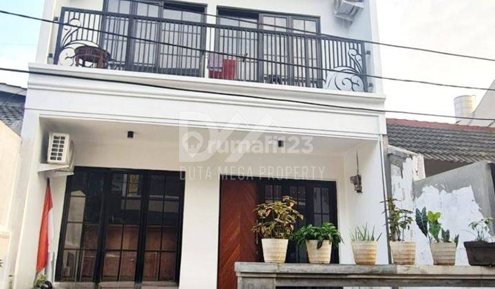 Rumah Baru 3 Lantai American Classic di Graha Raya Tangerang 1