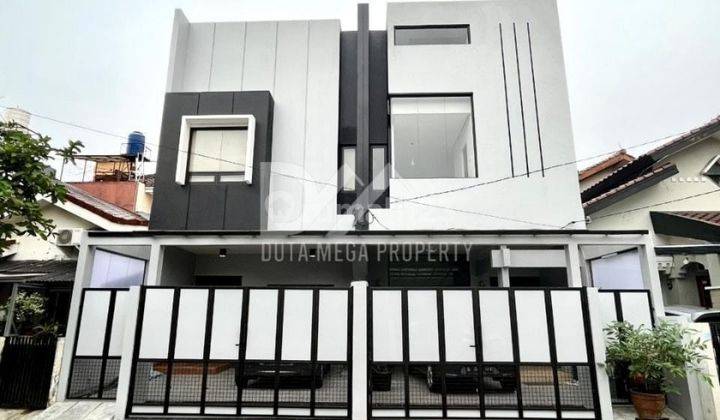 Rumah 2 Lantai Baru Semi Furnished di Bintaro, Tangerang Selatan 1