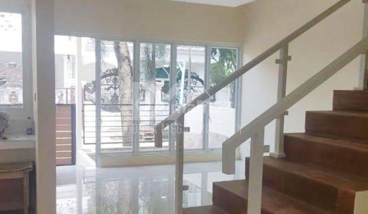 Rumah Cantik Modern 2 Lantai di Bintaro Tangerang Selatan 2